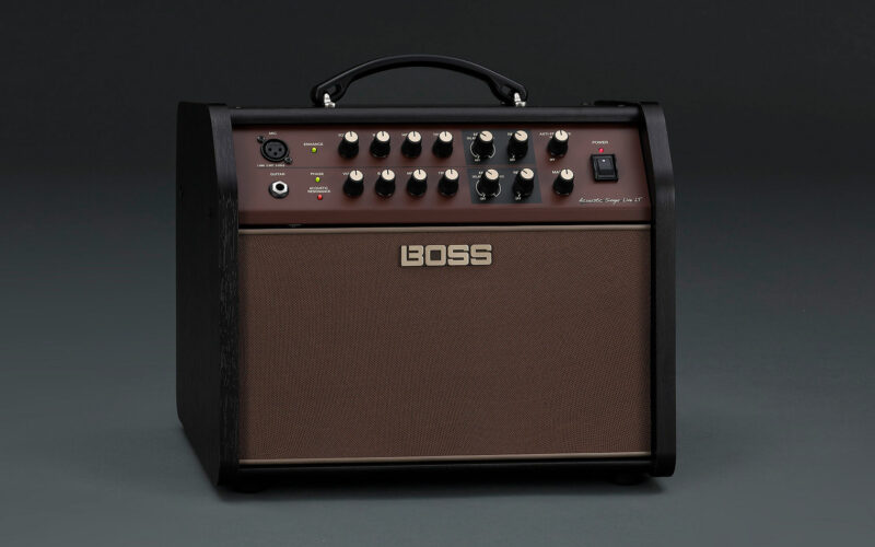 BOSS AMPLI GUITARE ACOUSTIQUE ACOUSTIC SINGER LIVE LT-2