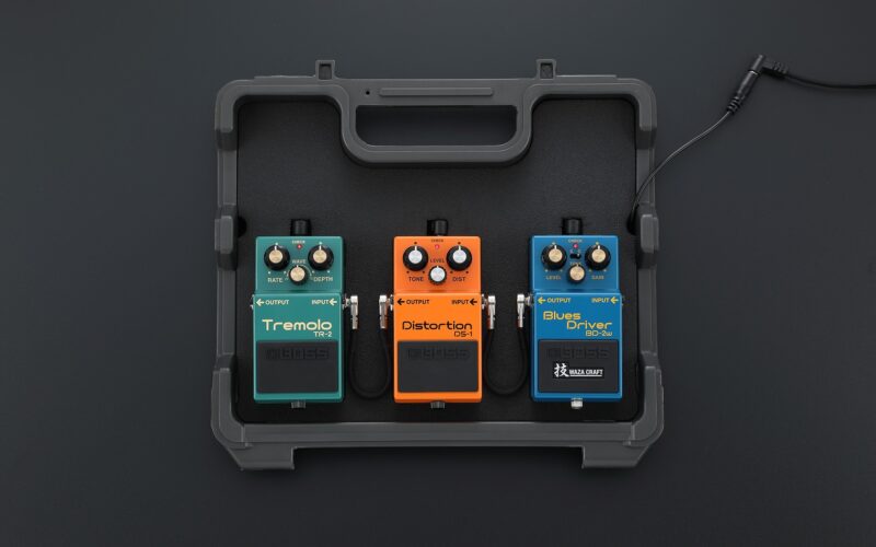 BOSS BCB 30X PEDALBOARD POUR 3 PEDALES SANS ALIM-1