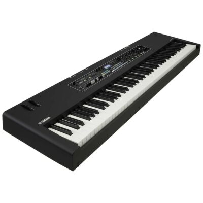 YAMAHA CK-88 PIANO DE SCENE-1